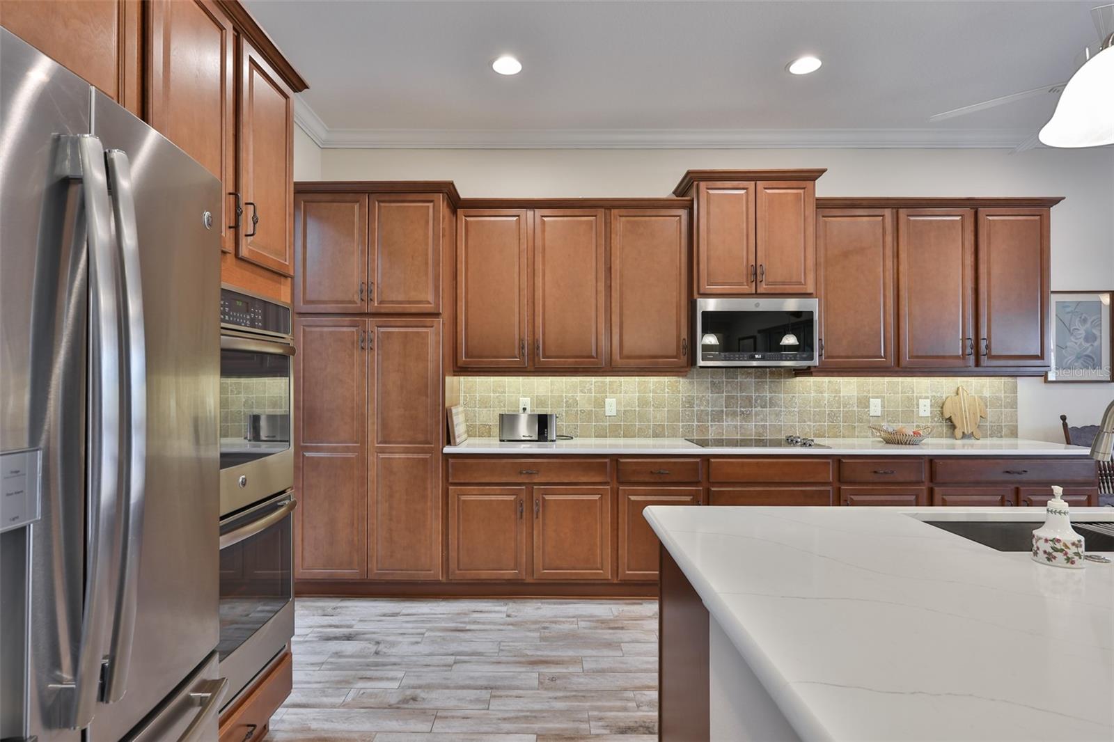 SUN CITY CENTER UNIT 274 & 2 - Residential