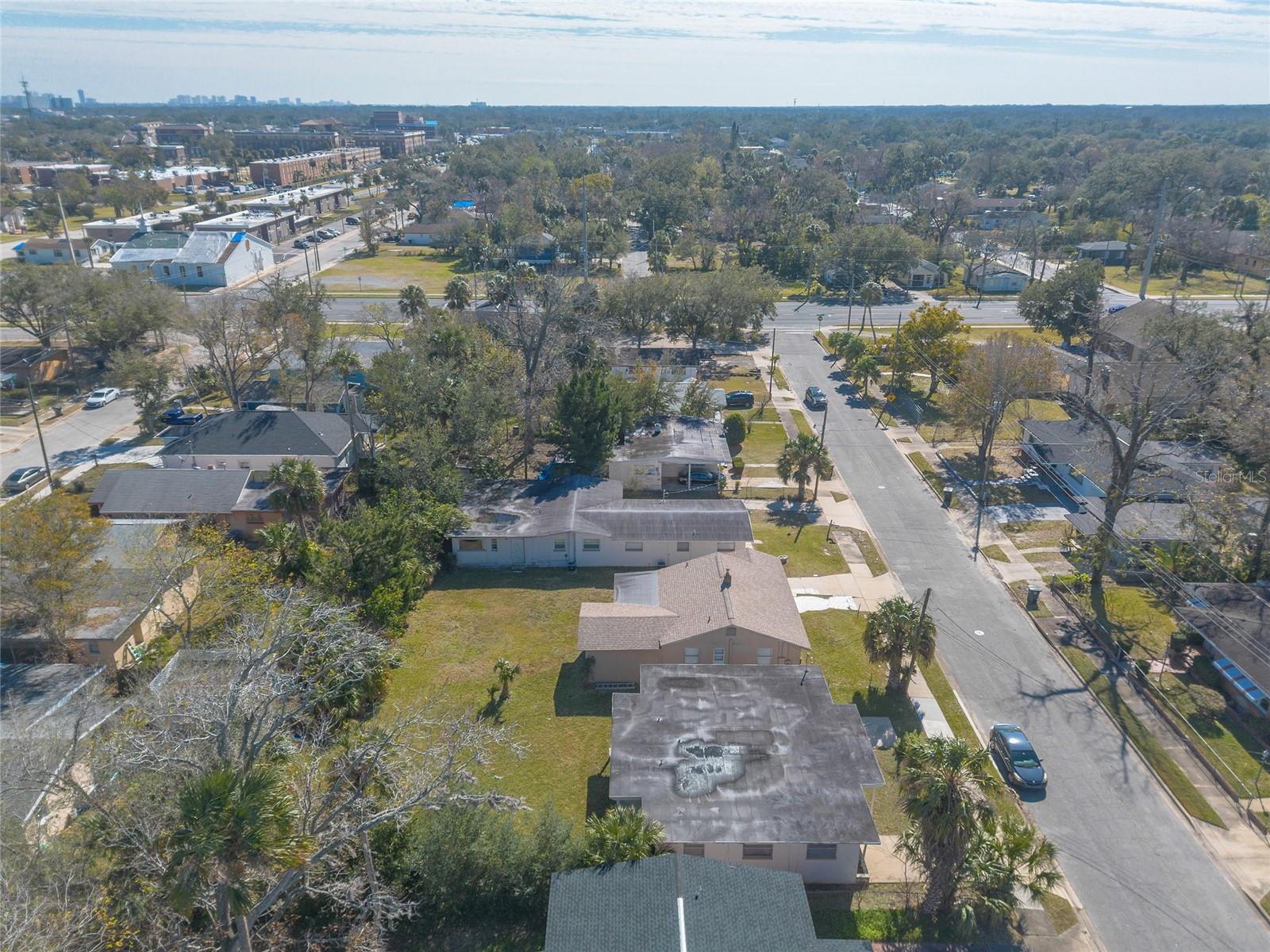 ROOSEVELT PARK - Residential Income
