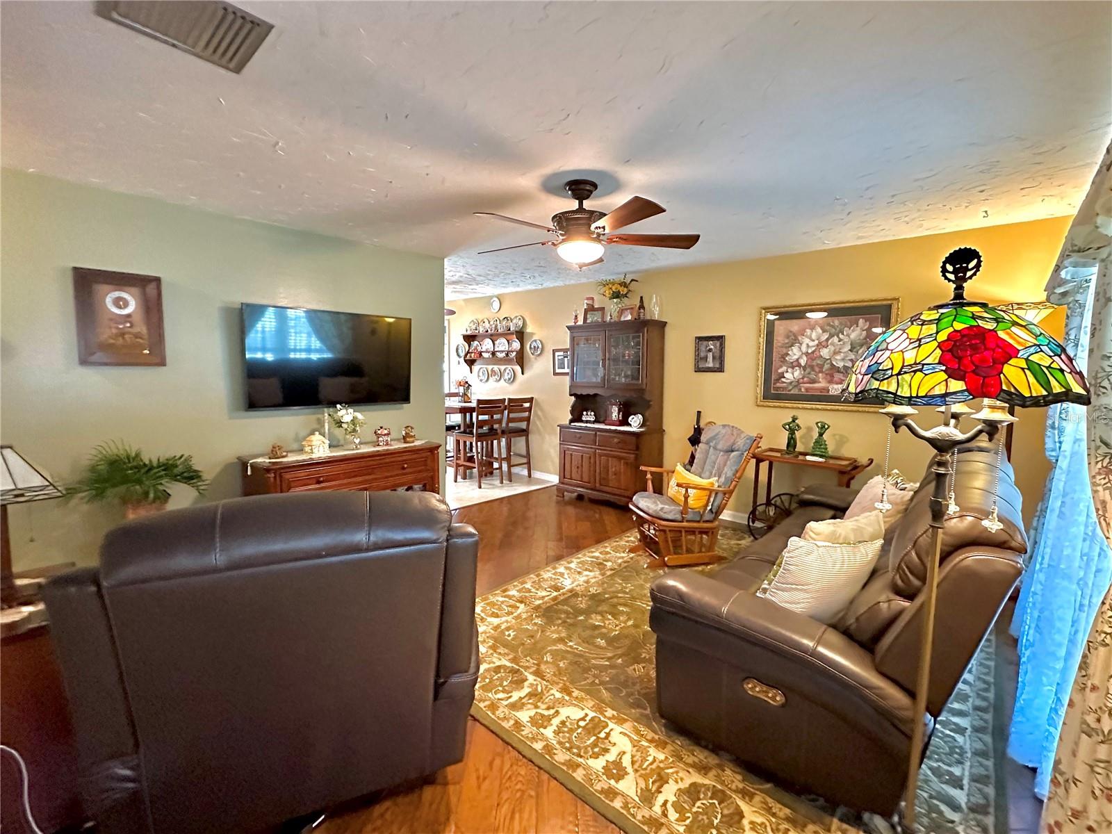 SEVEN SPGS HOMES - Residential