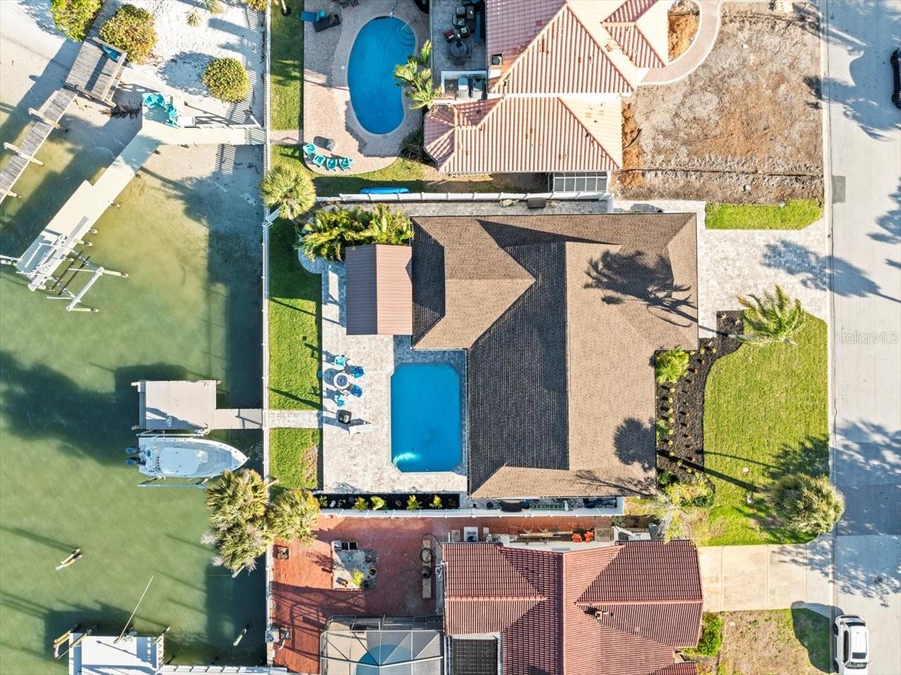 THREE PALMS POINT - Residential