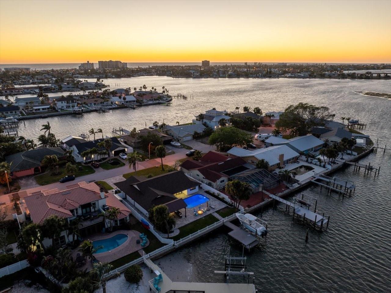 6421 4TH PALM POINT