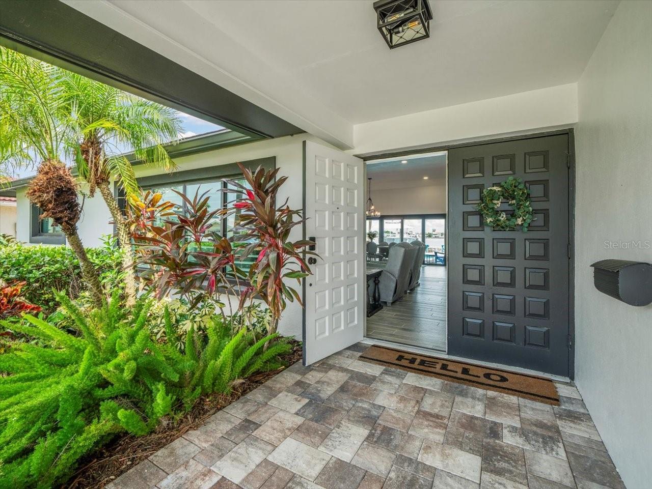 THREE PALMS POINT - Residential