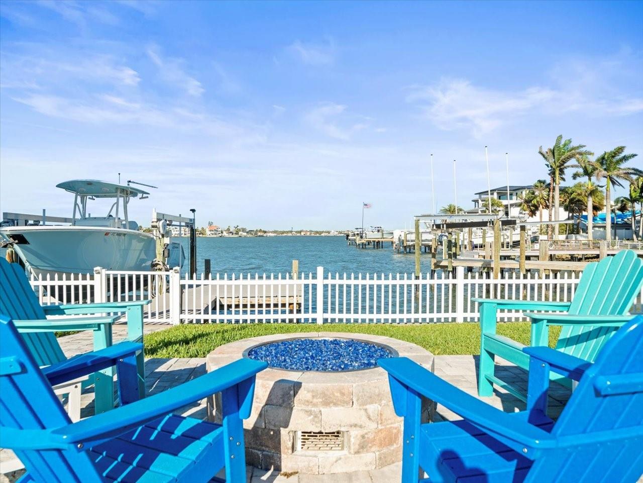 THREE PALMS POINT - Residential