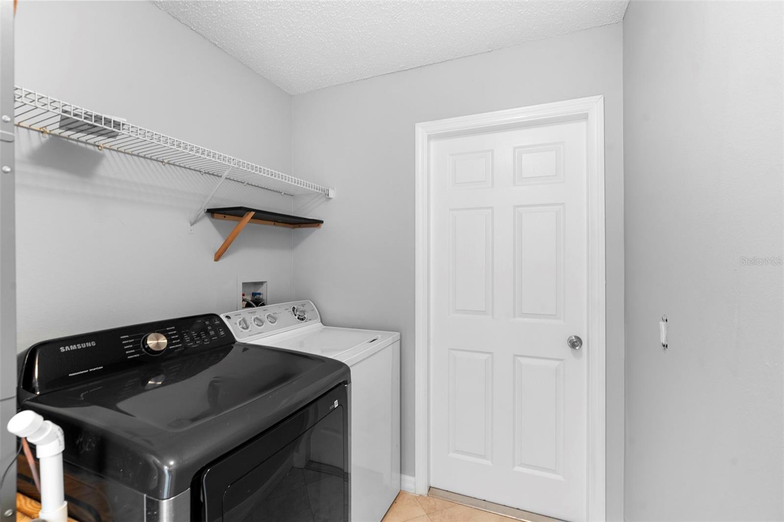 BRIDGEWATER AT TOWN CENTER - Residential