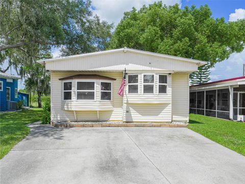 Photo of 34 Silversides Street, Lake Wales, FL 33898 (MLS # K4902989)