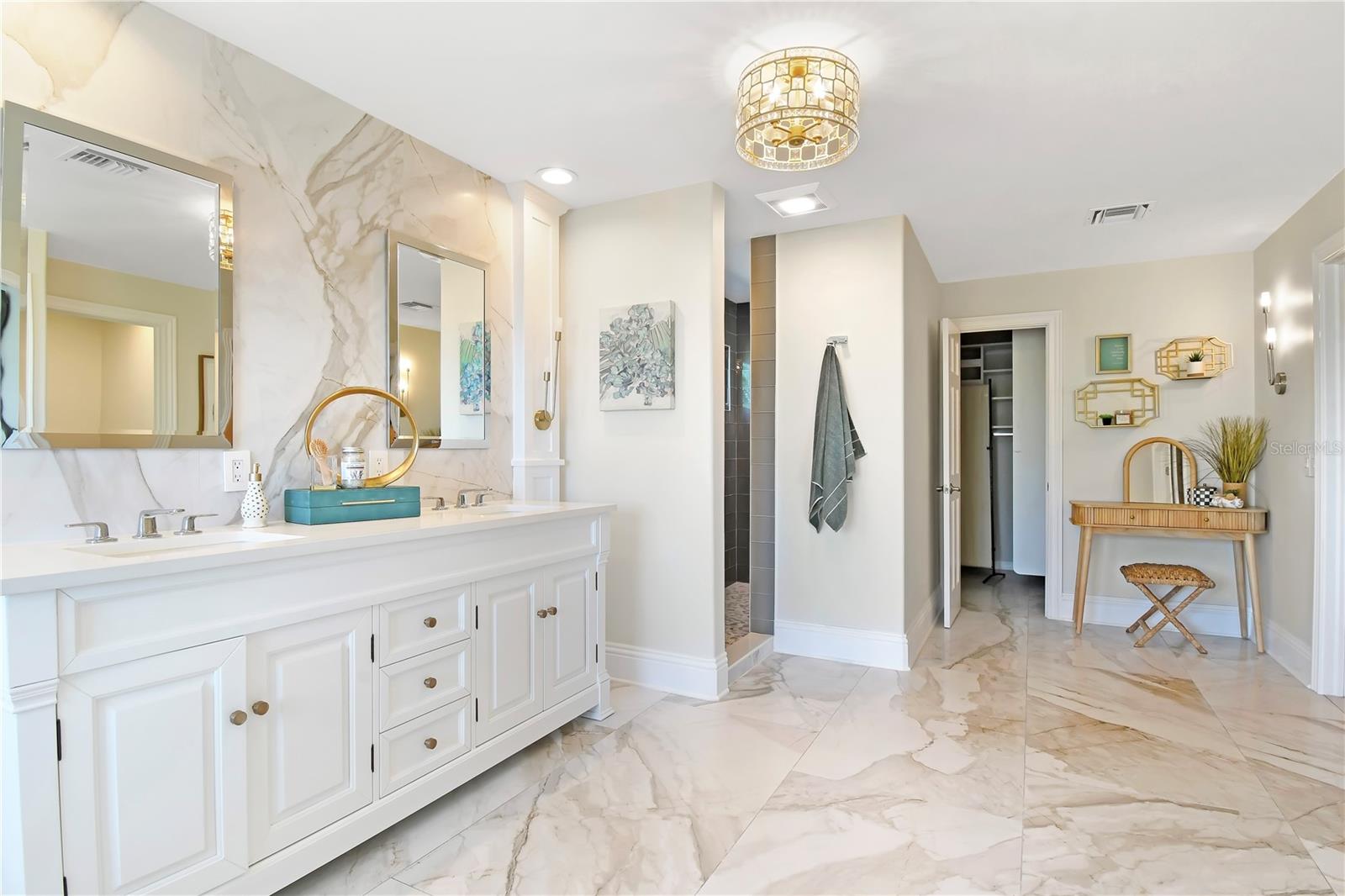 BAYSIDE SUB - Residential