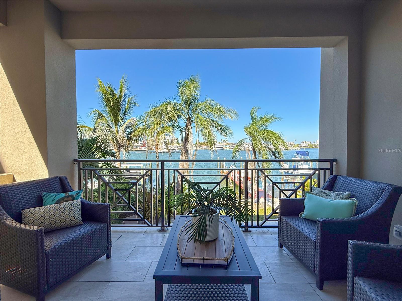 BAYSIDE SUB - Residential