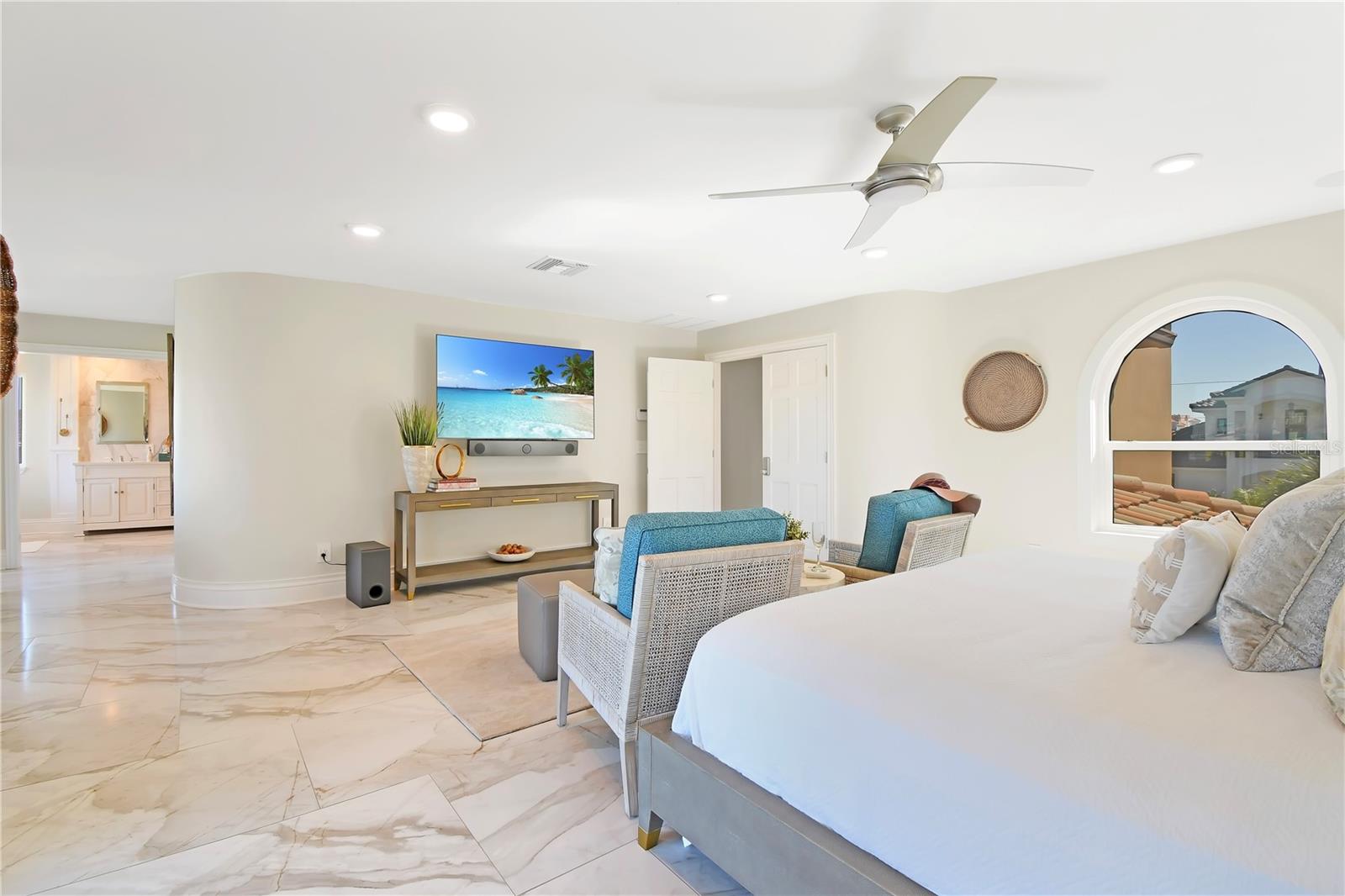 BAYSIDE SUB - Residential