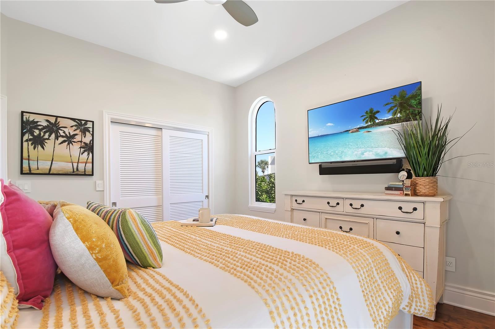 BAYSIDE SUB - Residential