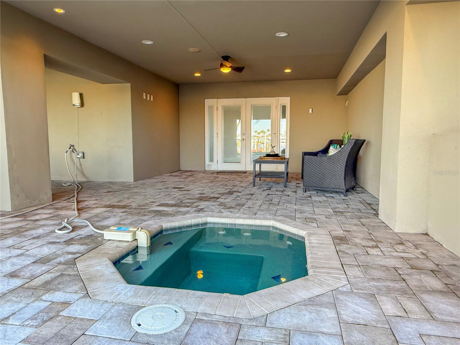 BAYSIDE SUB - Residential