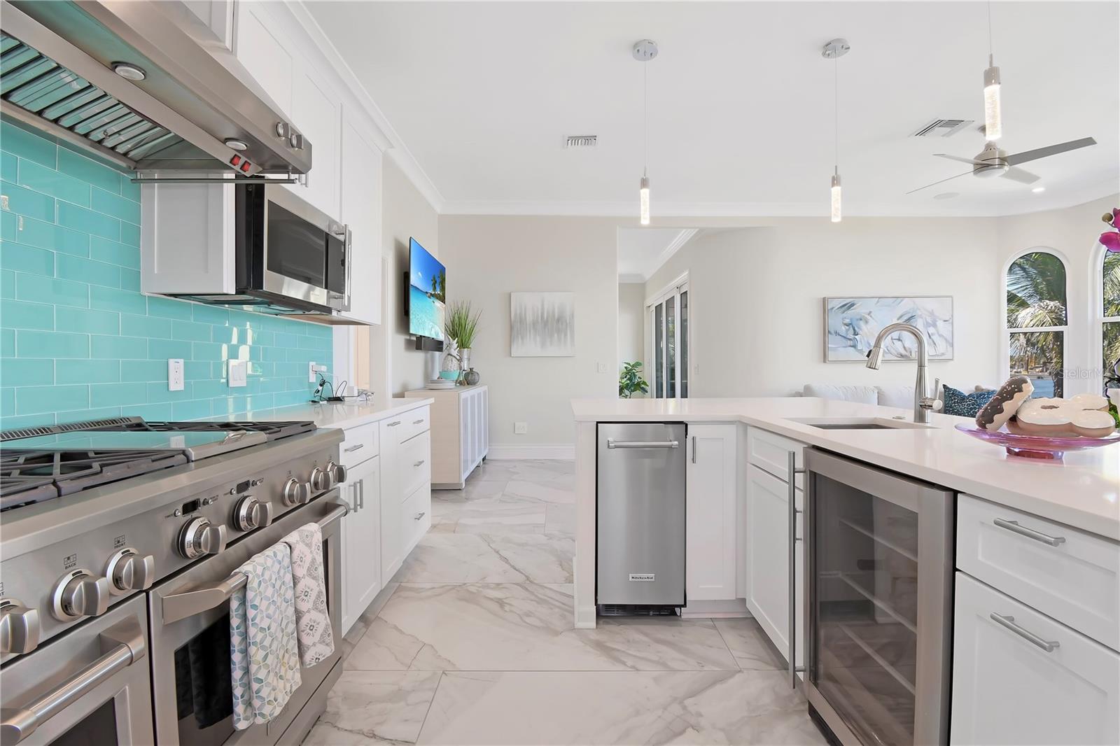 BAYSIDE SUB - Residential