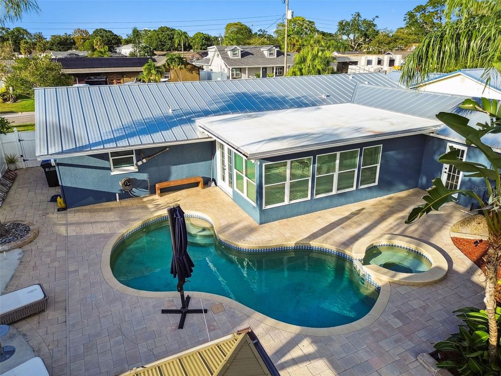 Photo of 8708 Thornwood Lane, Tampa, FL 33615 (MLS # TB8434985)