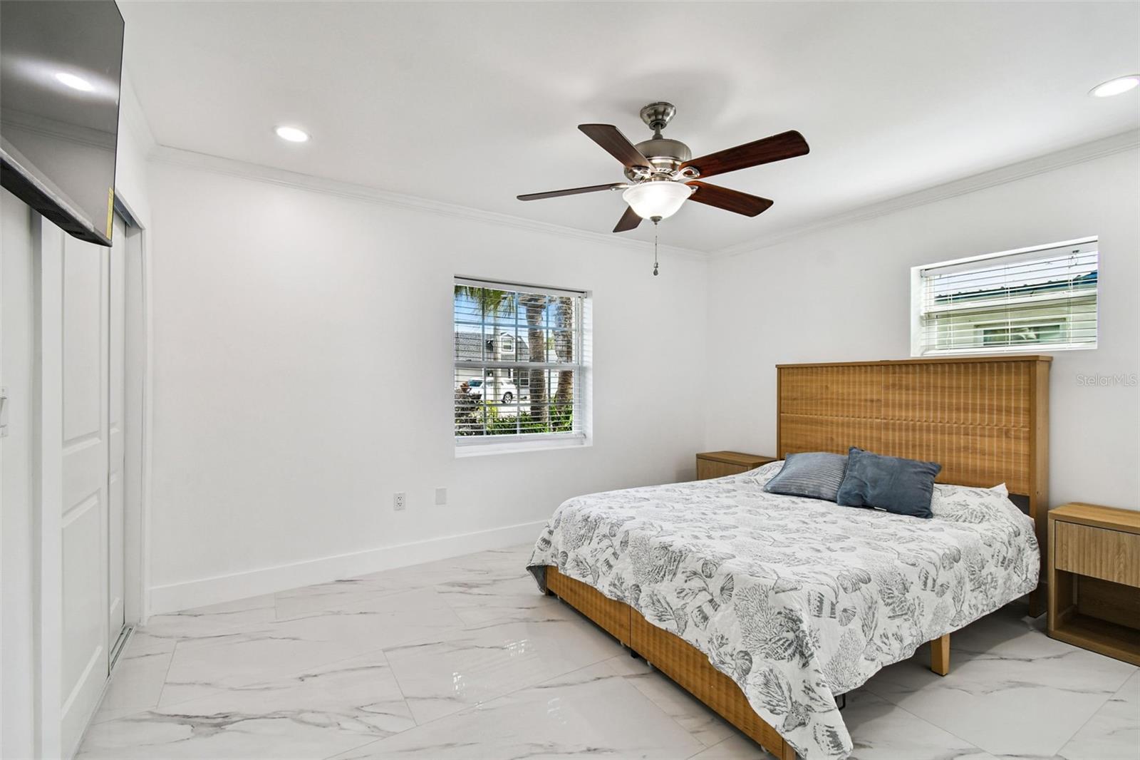 BAY CREST PARK UNIT 05 - Residential