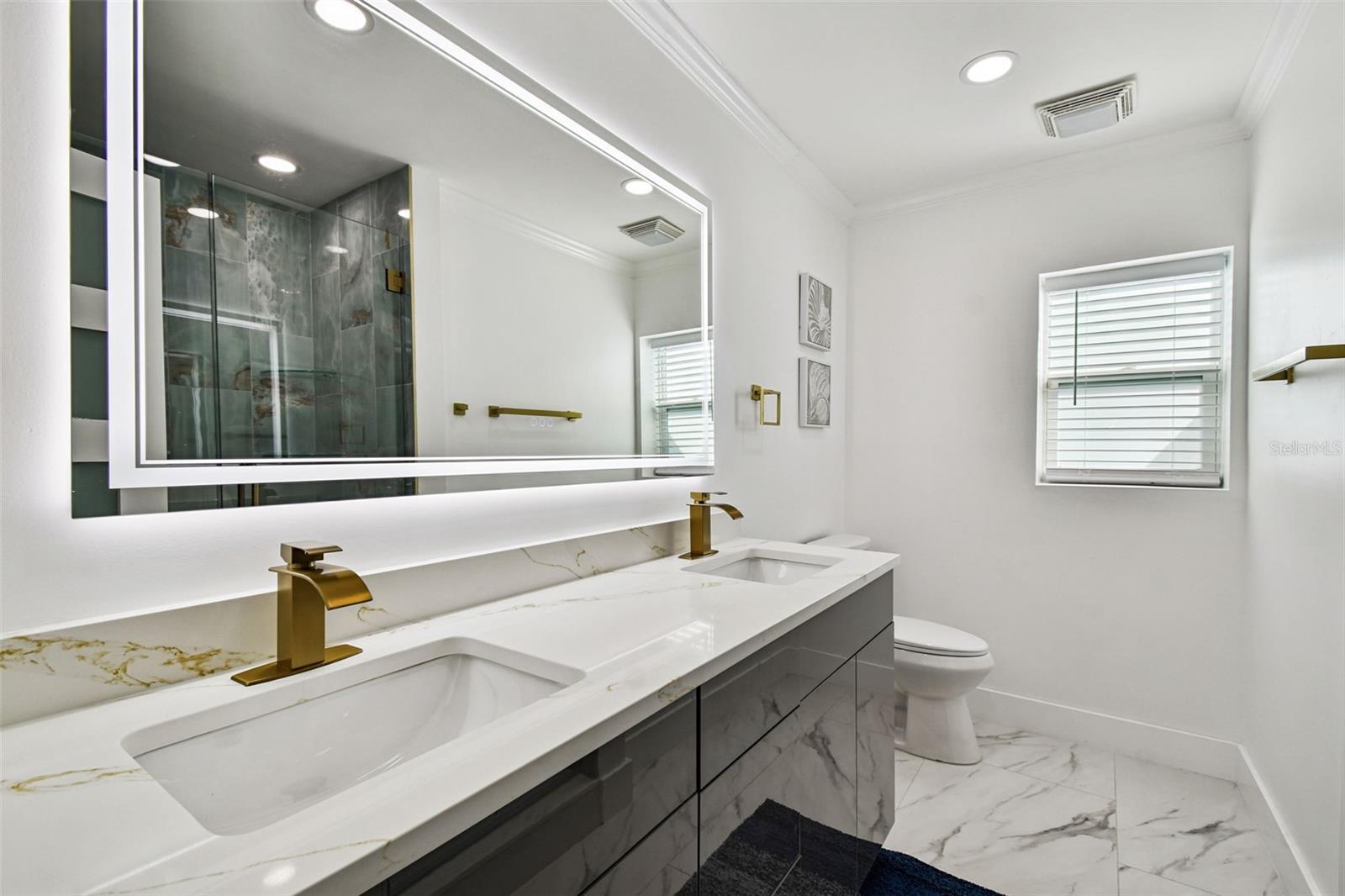BAY CREST PARK UNIT 05 - Residential