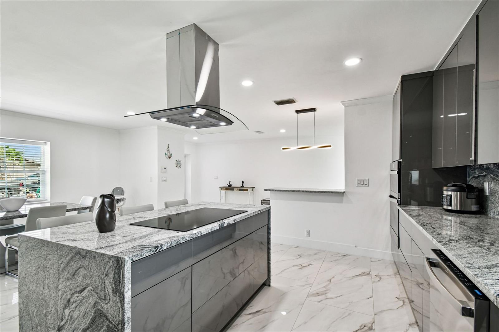 BAY CREST PARK UNIT 05 - Residential