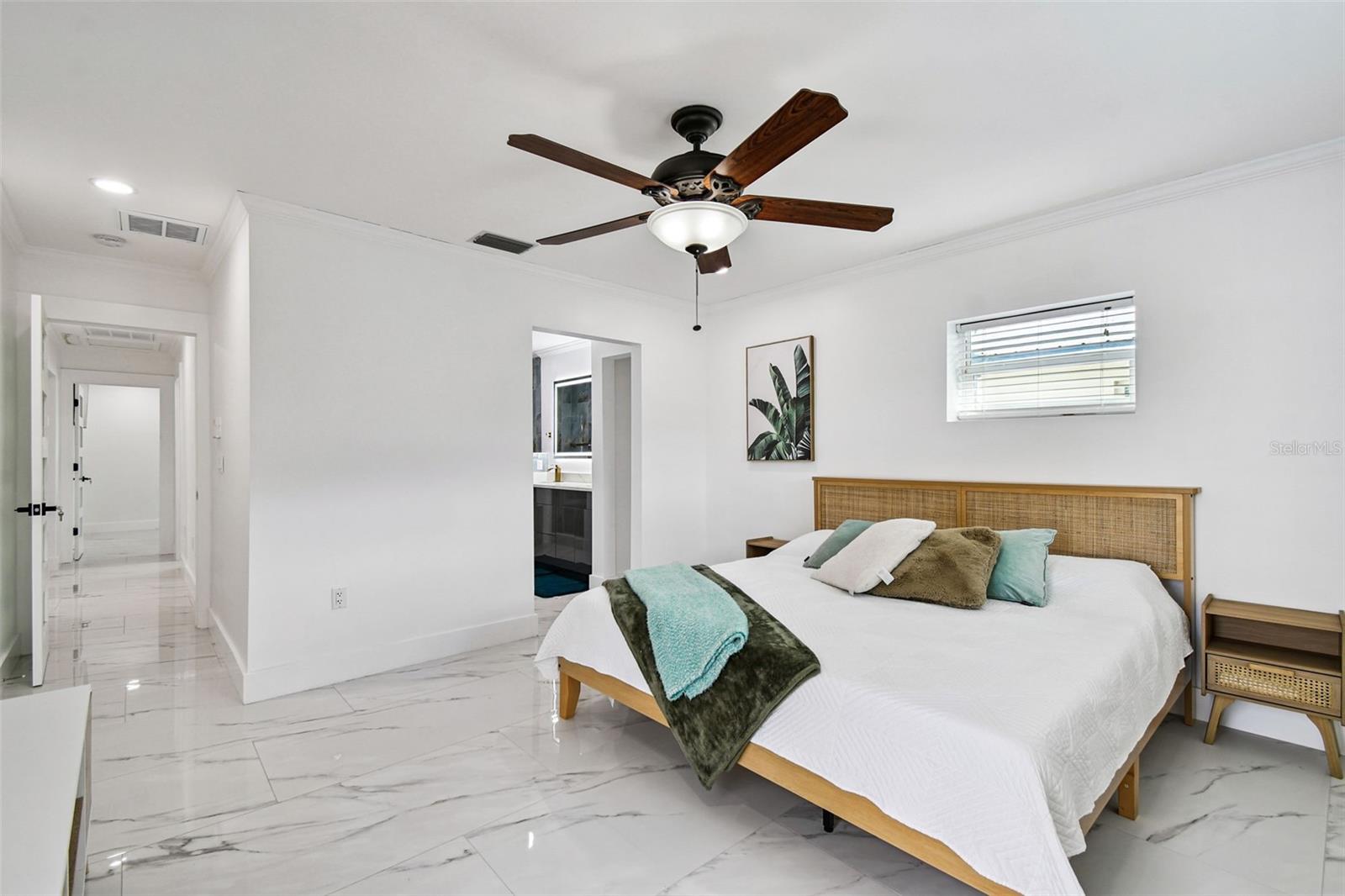 BAY CREST PARK UNIT 05 - Residential