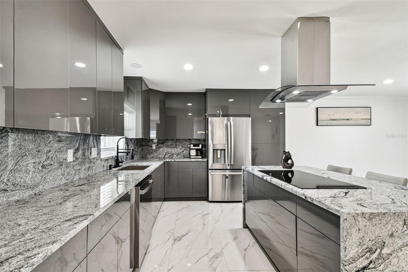 BAY CREST PARK UNIT 05 - Residential