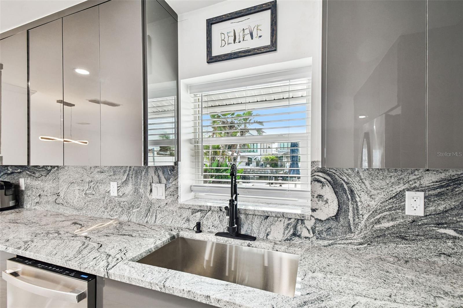 BAY CREST PARK UNIT 05 - Residential