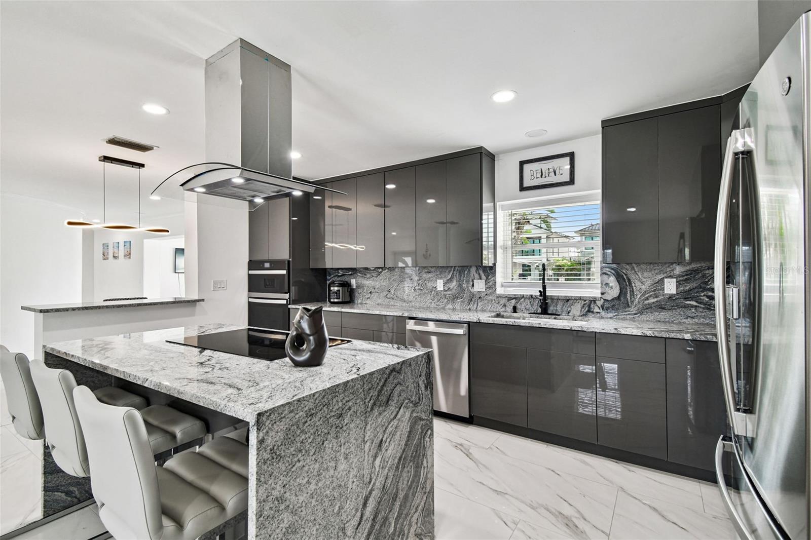 BAY CREST PARK UNIT 05 - Residential