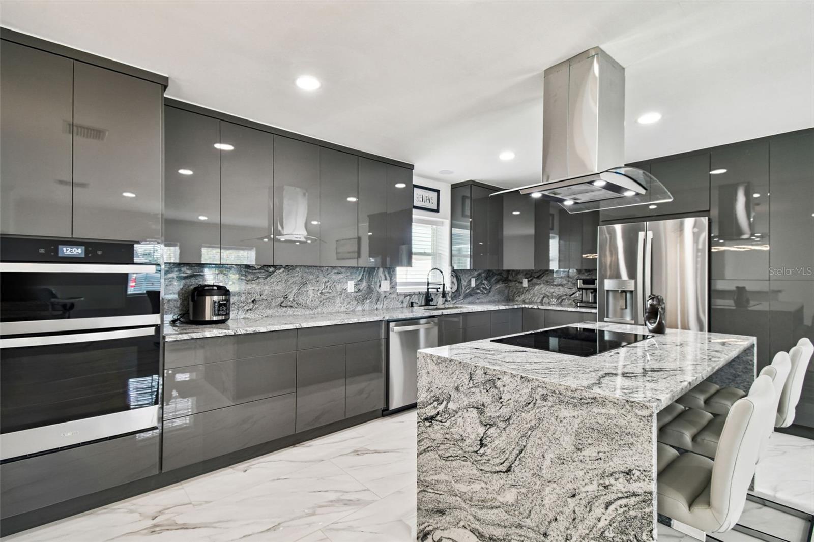 BAY CREST PARK UNIT 05 - Residential
