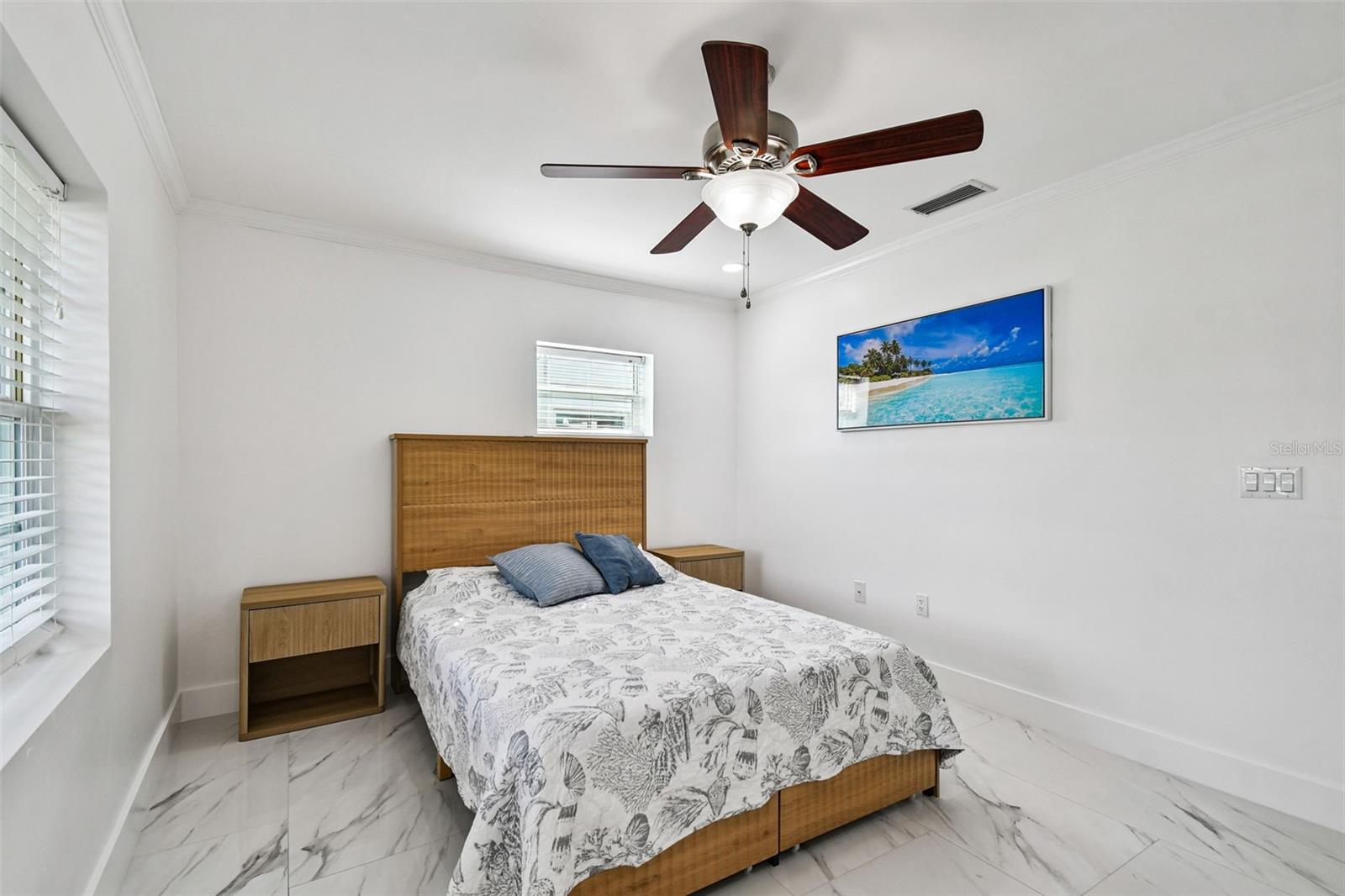 BAY CREST PARK UNIT 05 - Residential