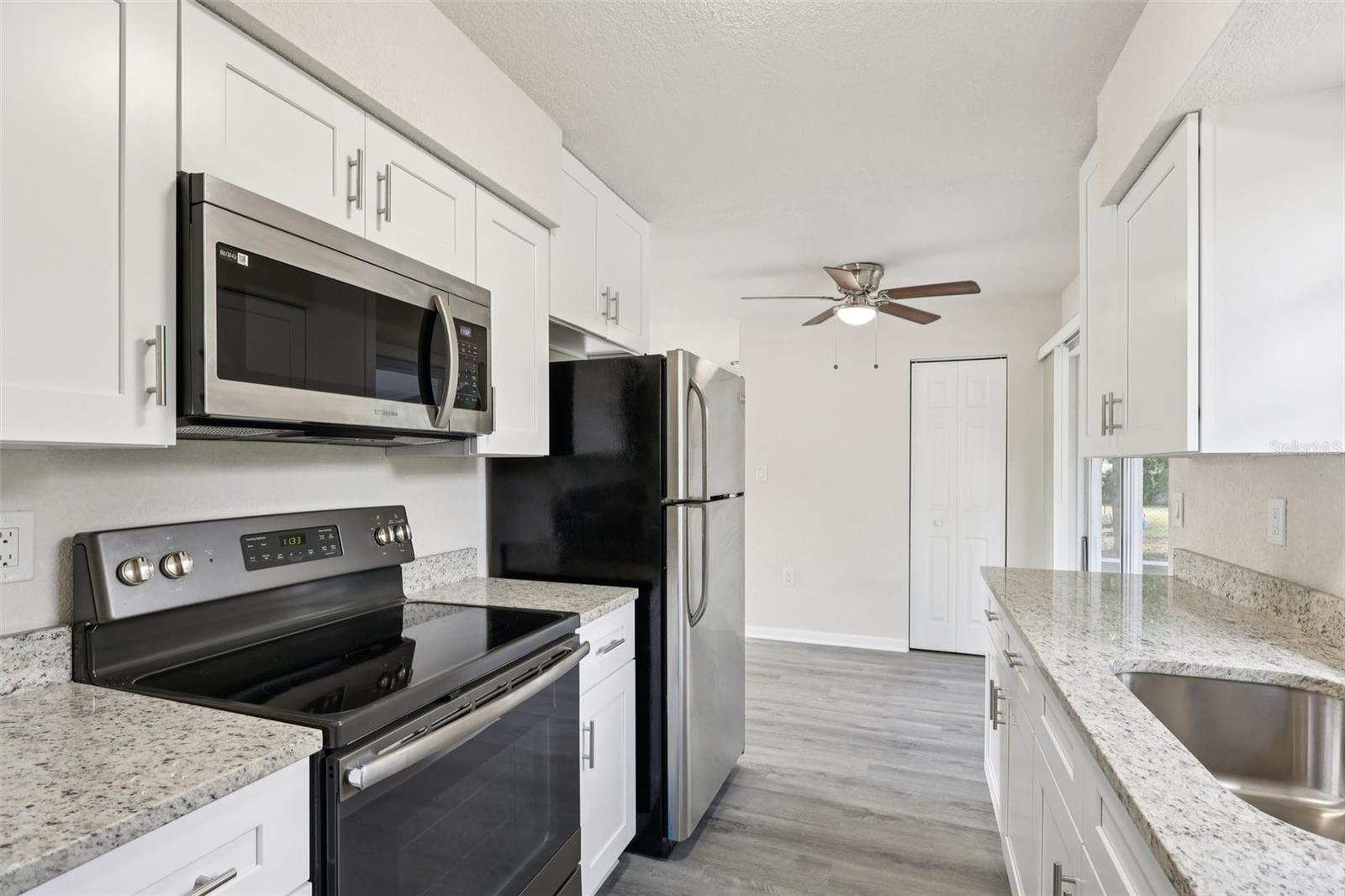 MALIBU GROVES - Residential