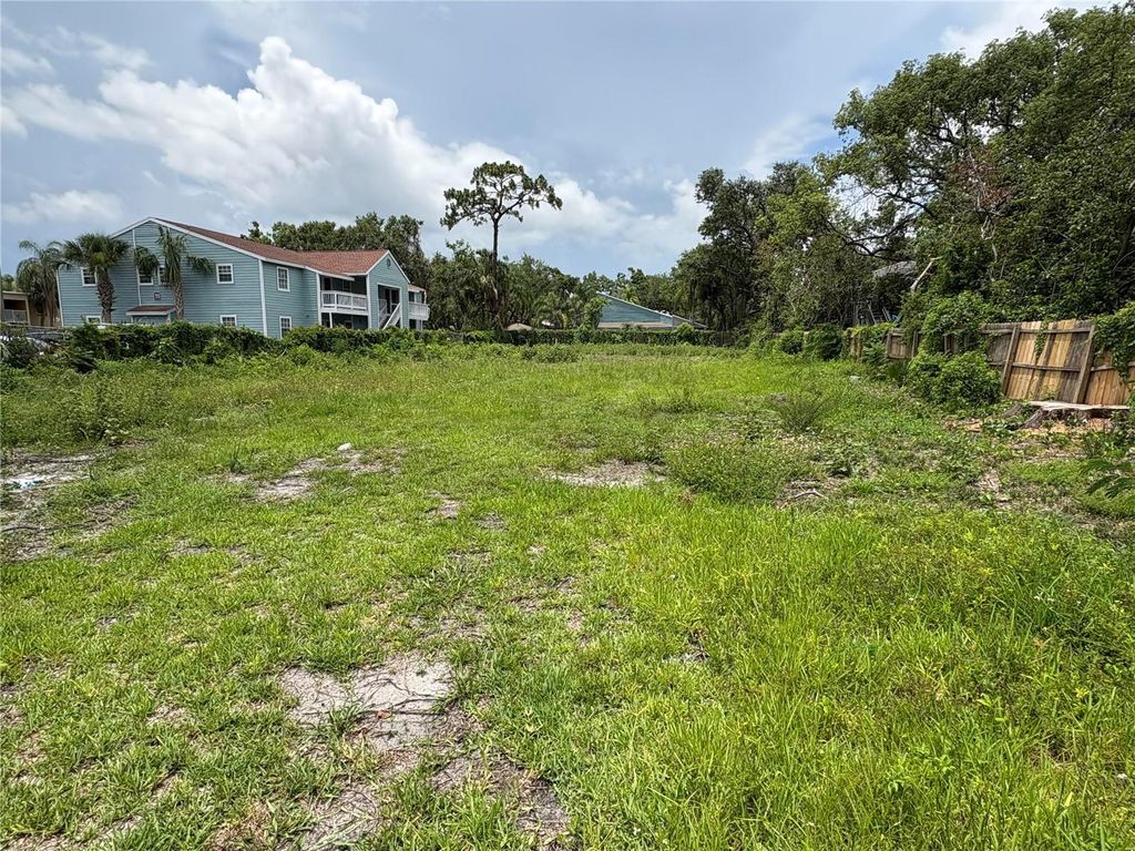 Photo of 3617 W Idlewild Avenue, Tampa, FL 33614 (MLS # TB8400412)