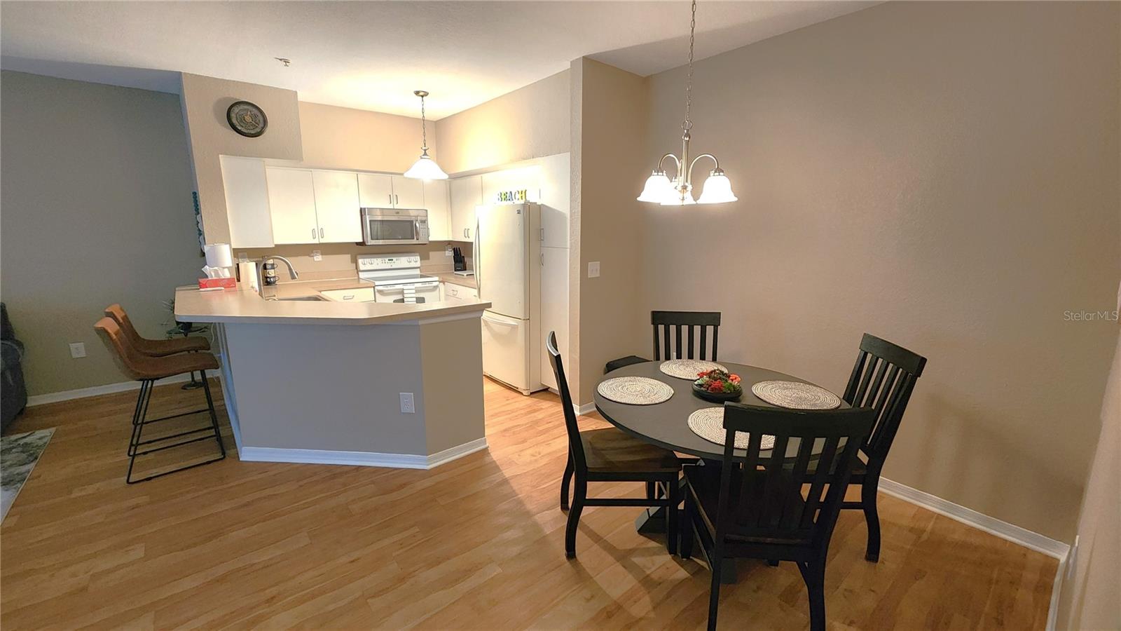 BELLA VILLINO 1 - Residential Lease