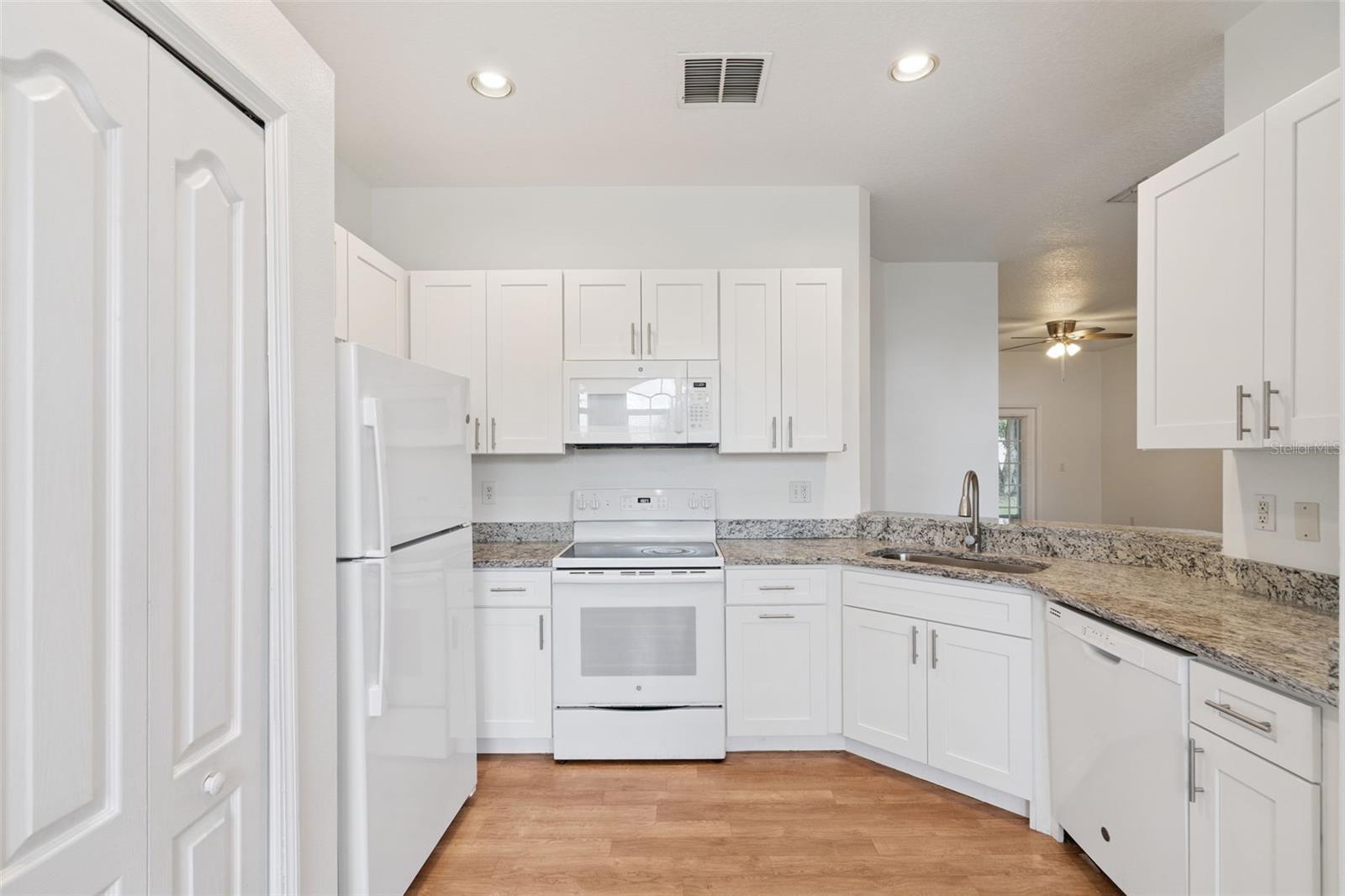 ROBINSON HILLS - Residential