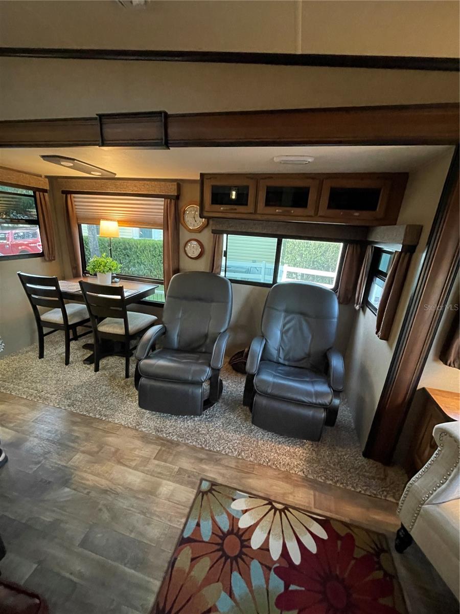 3175 NE 102ND AVENUE ROAD