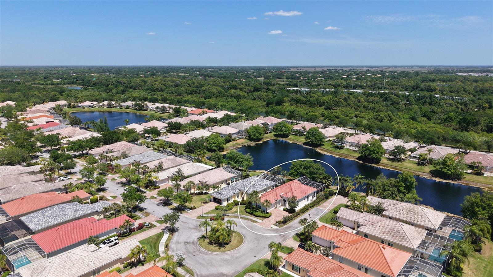 VILLAGEWALK - Residential