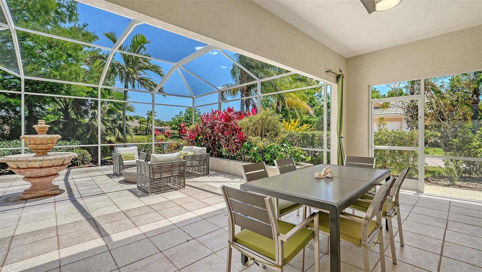 VILLAGEWALK - Residential