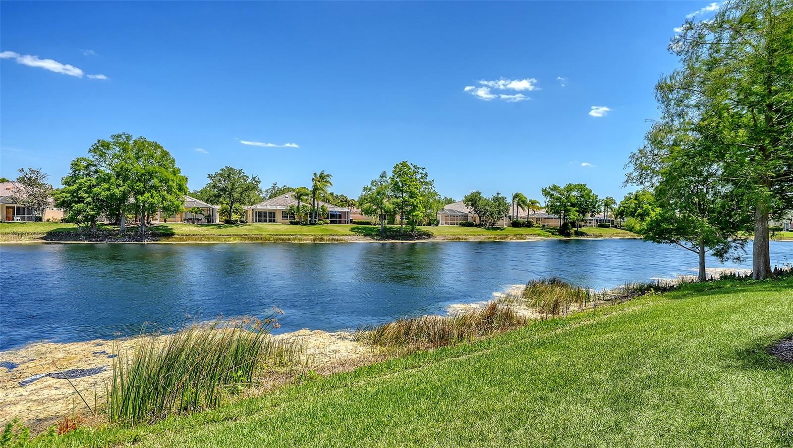 VILLAGEWALK - Residential