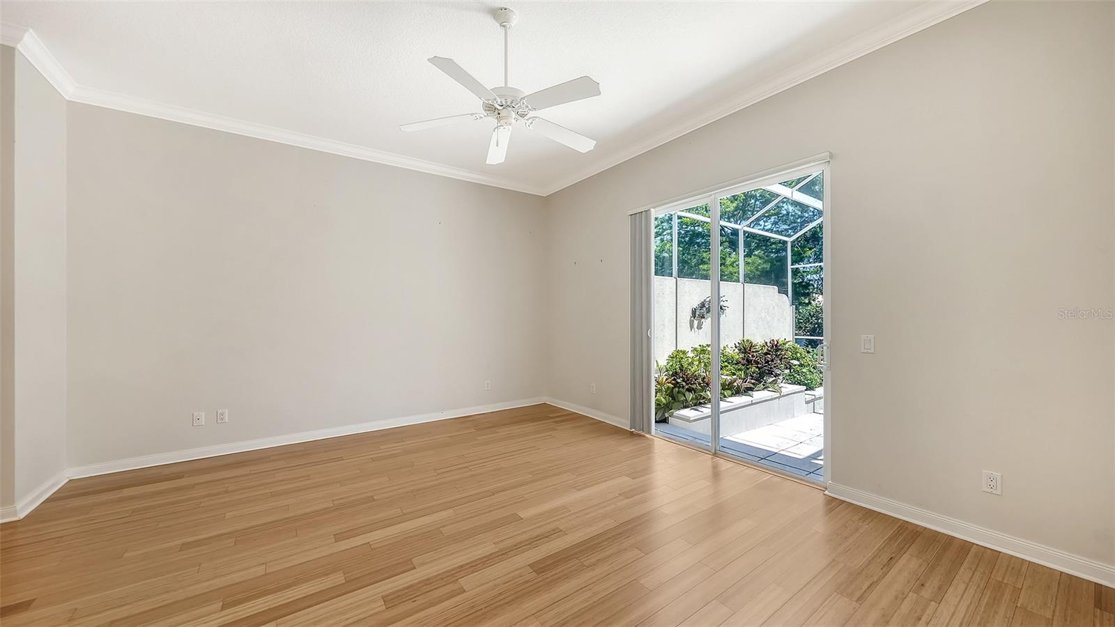 VILLAGEWALK - Residential