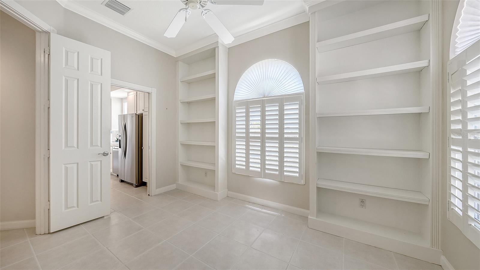 VILLAGEWALK - Residential