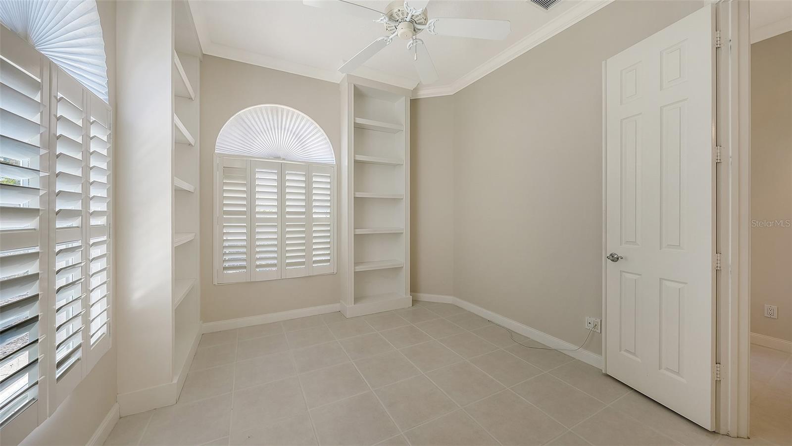 VILLAGEWALK - Residential