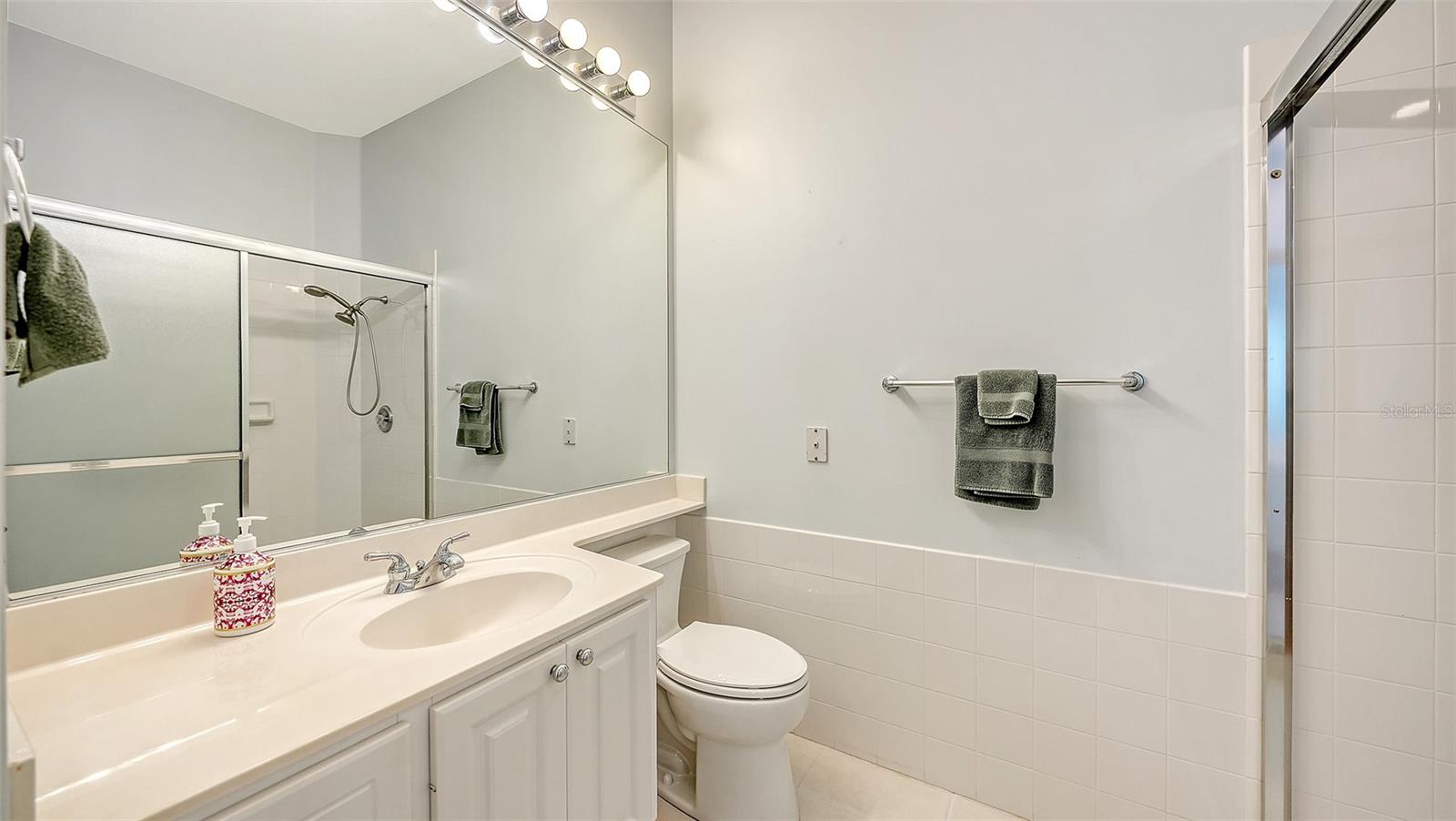 VILLAGEWALK - Residential