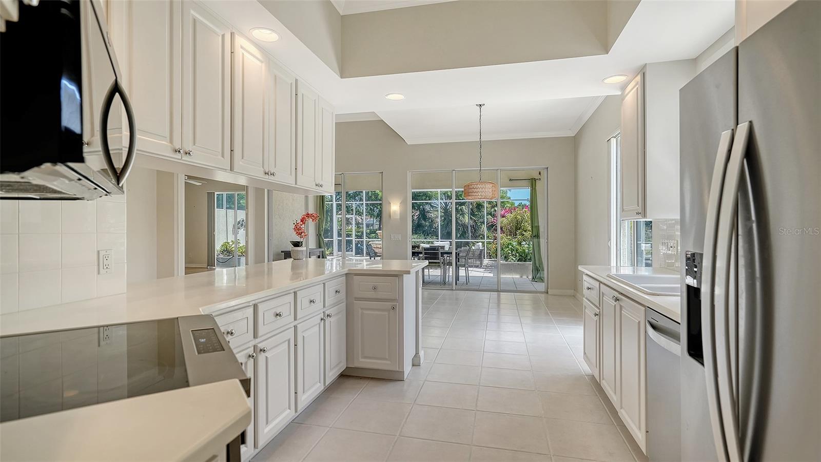 VILLAGEWALK - Residential