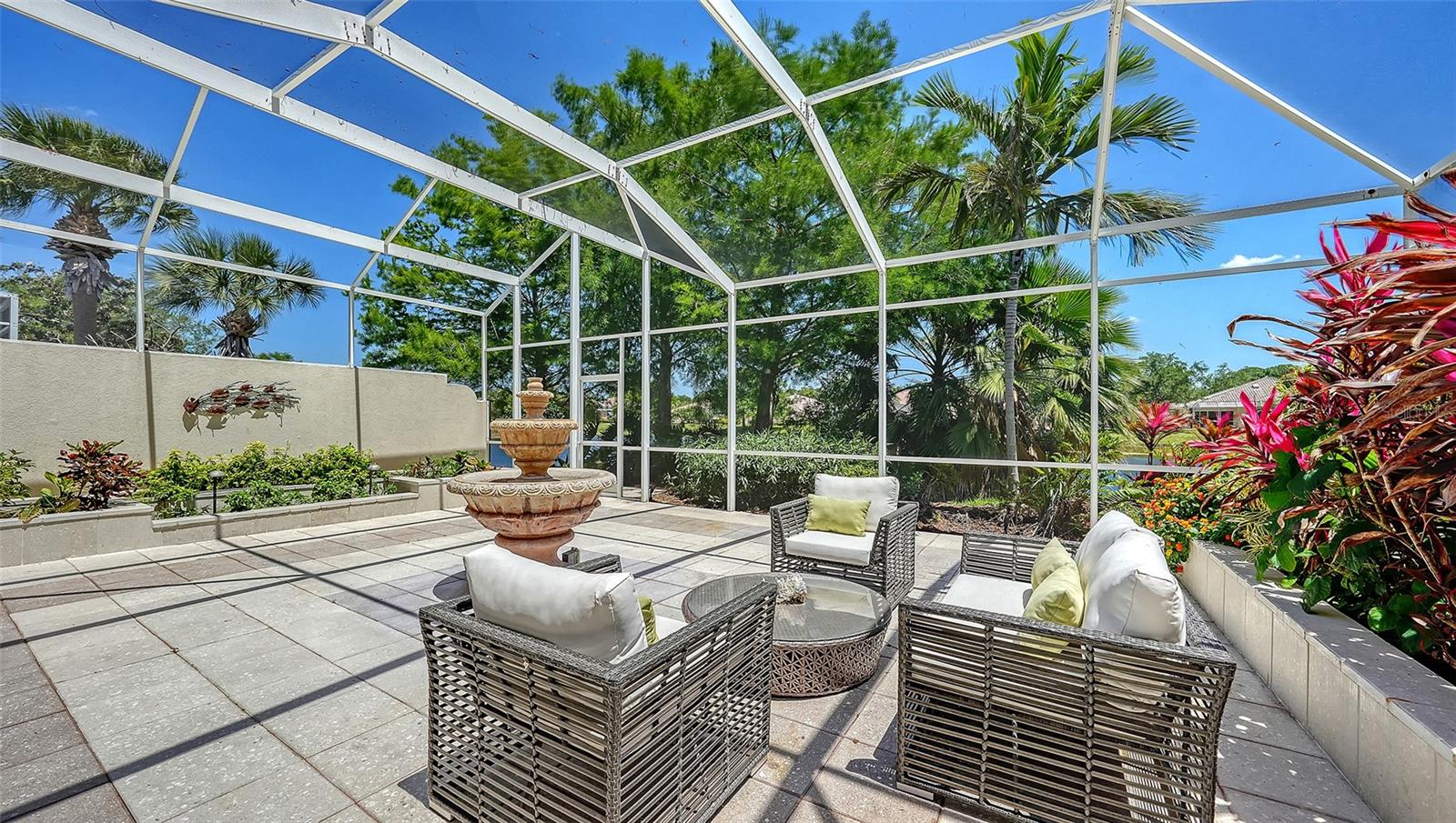 VILLAGEWALK - Residential