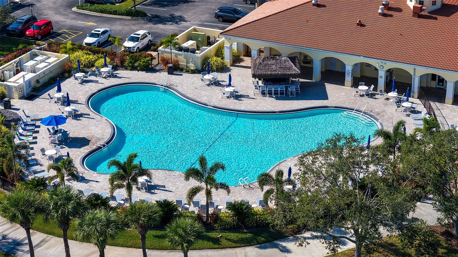 VILLAGEWALK - Residential