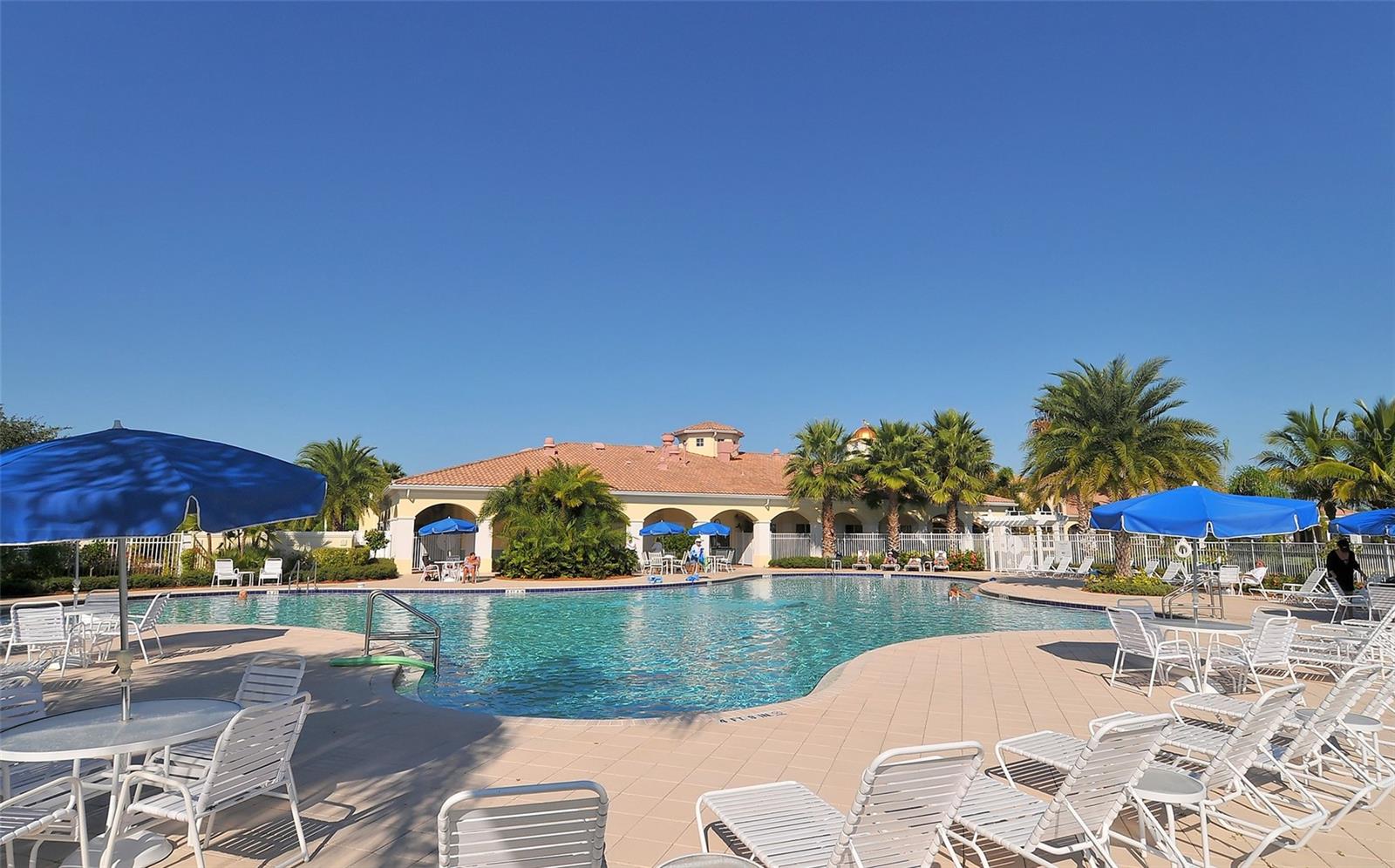 VILLAGEWALK - Residential