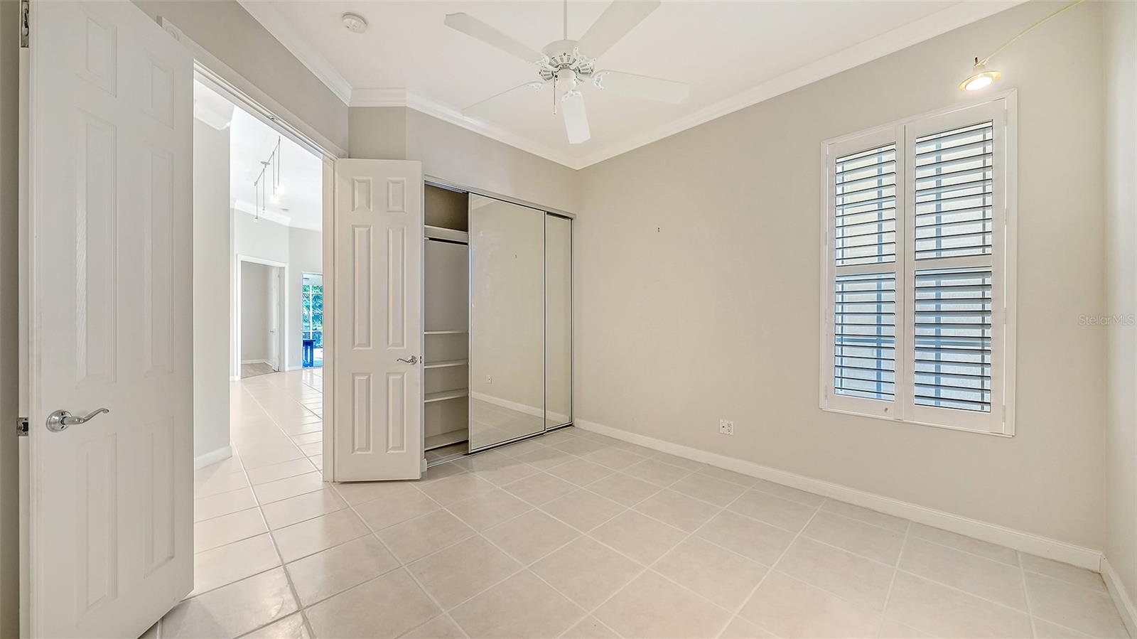 VILLAGEWALK - Residential