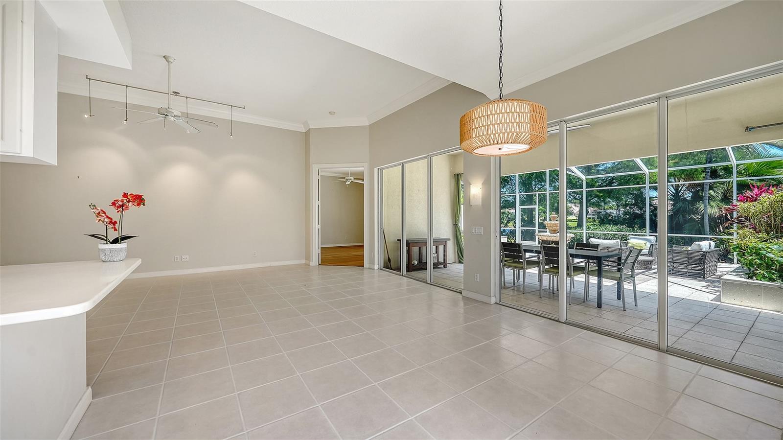 VILLAGEWALK - Residential