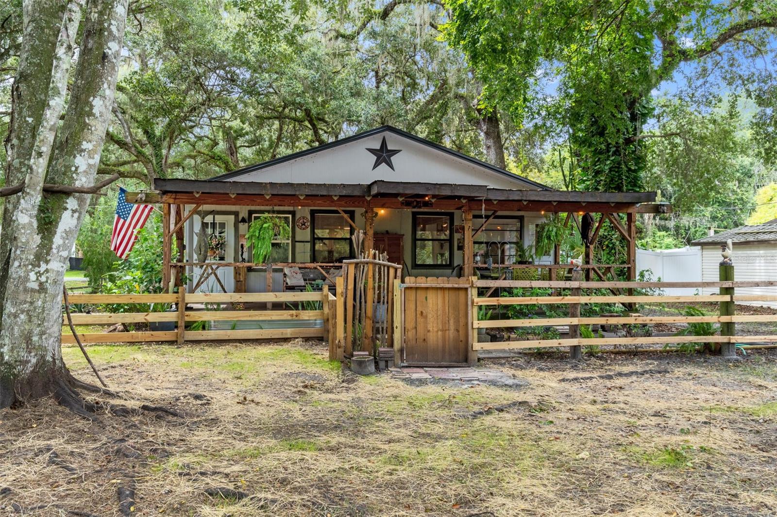 SHERWOOD FOREST UNREC SUB - Residential