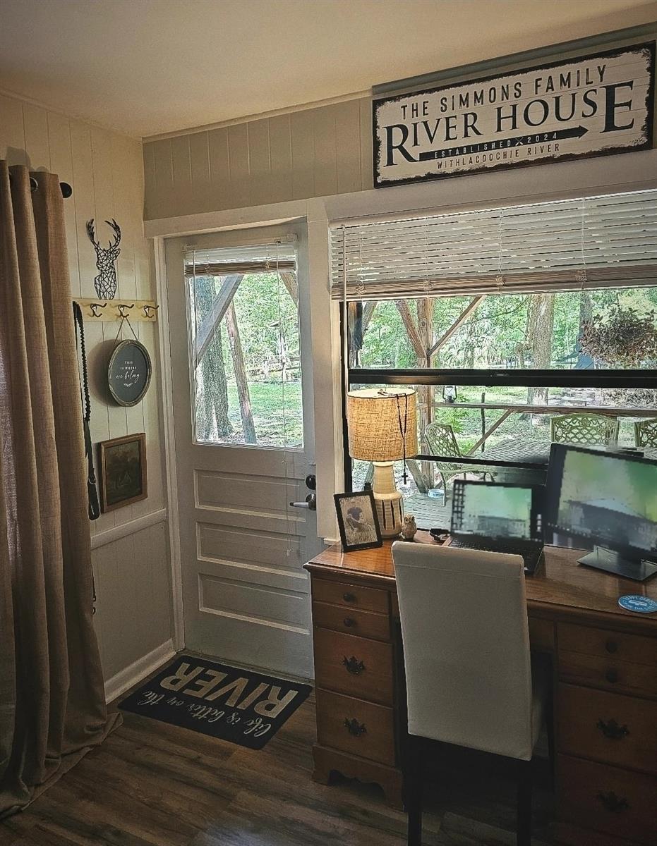 SHERWOOD FOREST UNREC SUB - Residential