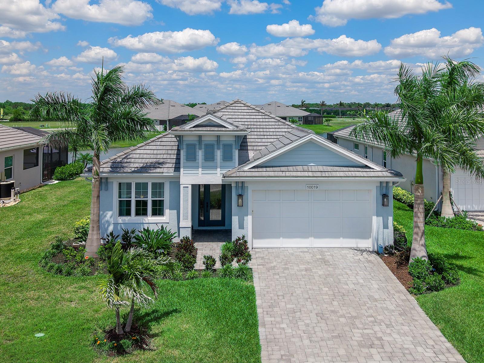 WATERCOLOR PLACE - Residential