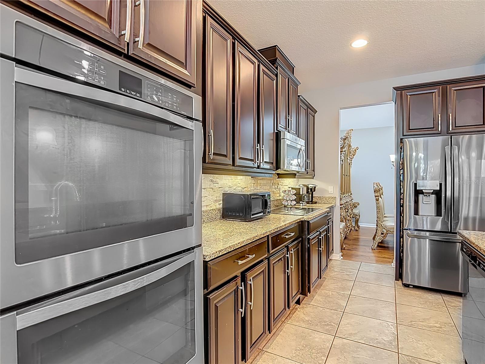 ESTATES AUBURNDALE PH 02 - Residential