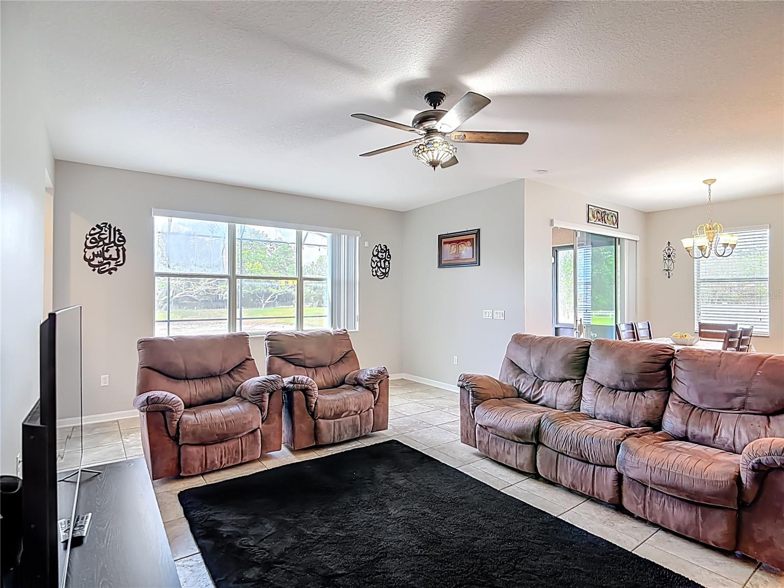 ESTATES AUBURNDALE PH 02 - Residential