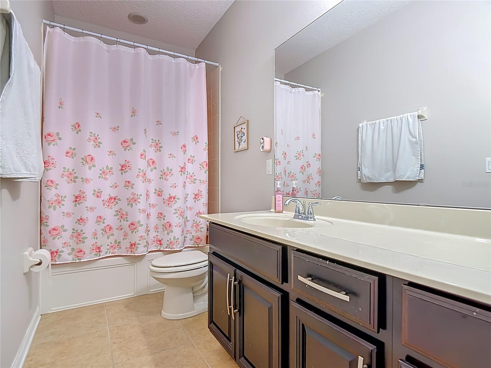 ESTATES AUBURNDALE PH 02 - Residential