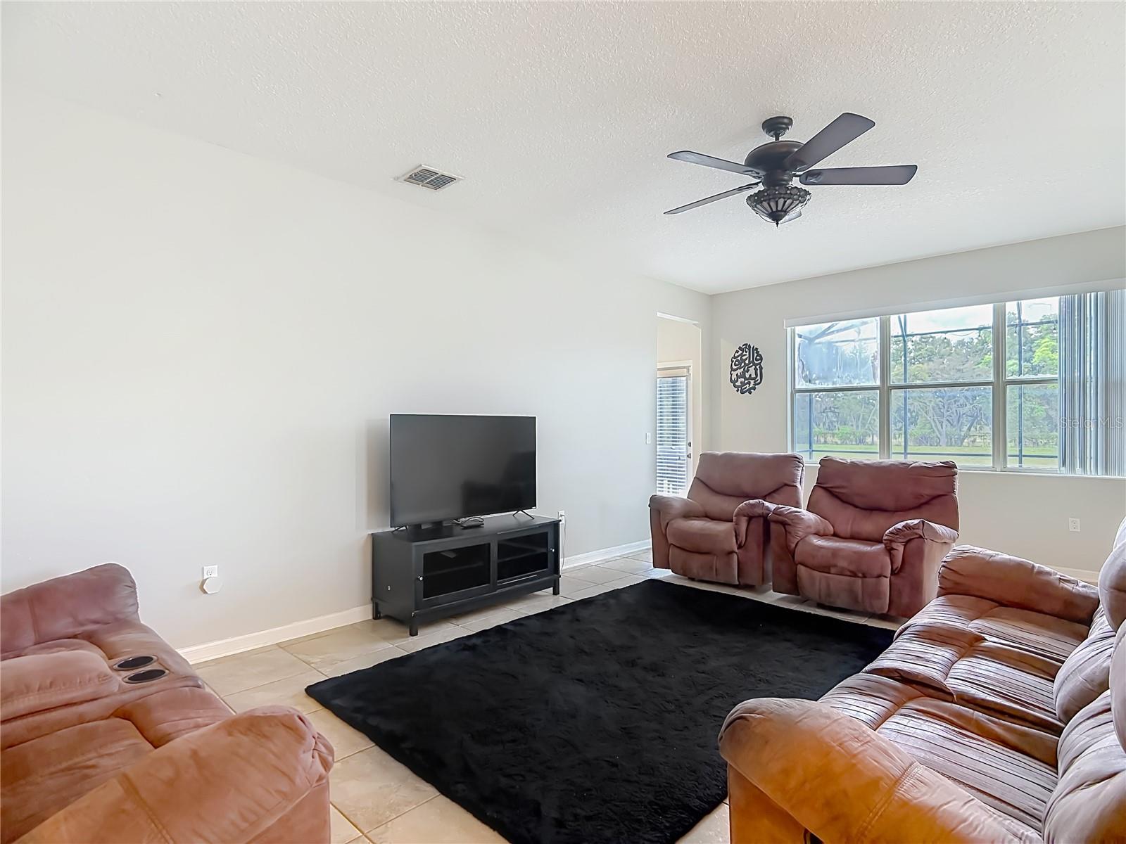 ESTATES AUBURNDALE PH 02 - Residential